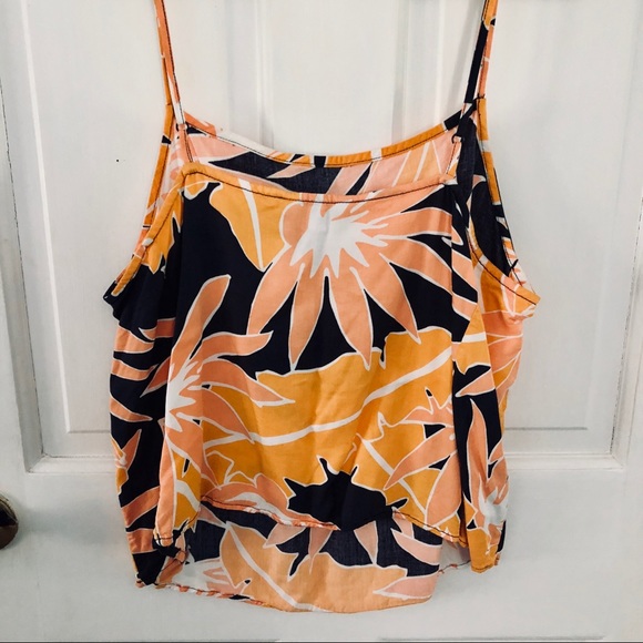 🚨FINAL OFFER🚨 GAP PRINTED TANK - Picture 2 of 3